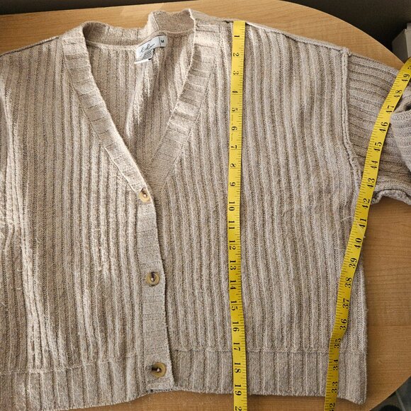 Elle Ribbed Button Front Cardigan Sweater Women’s M Beige Oatmeal Drop Shoulder - Picture 6 of 7